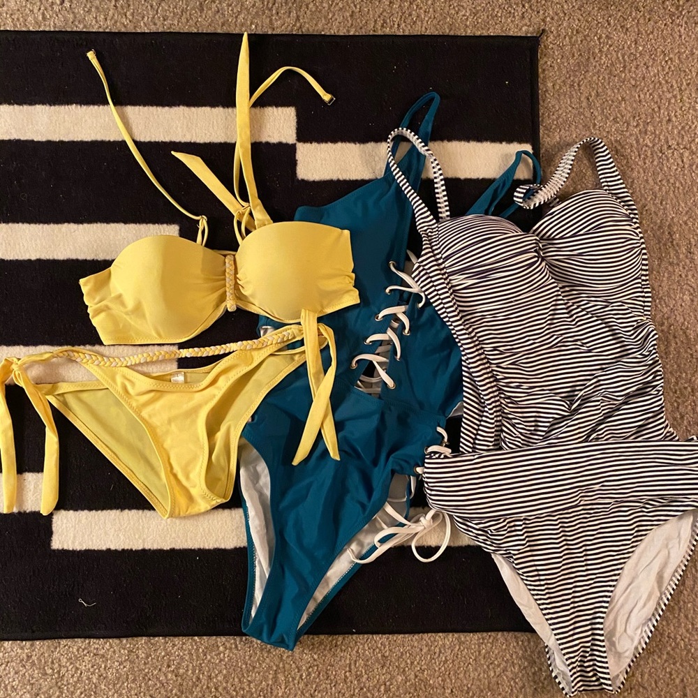 👙SWIMSUIT BUNDLE🩱